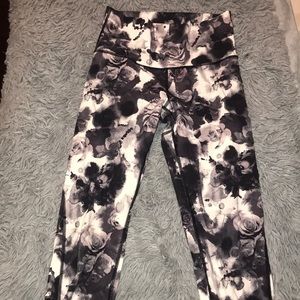 Lululemon 7/8 yoga tight